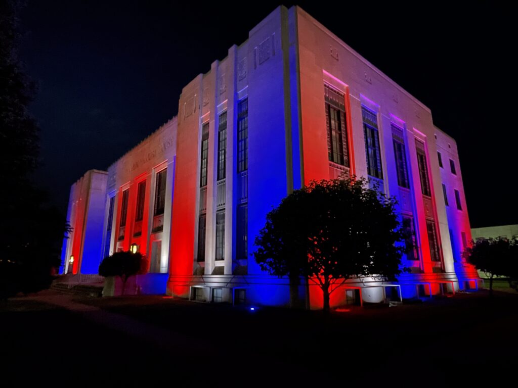 the Shelby County Courthouse - shellbyville, Indiana- Commercial Outdoor Lighting