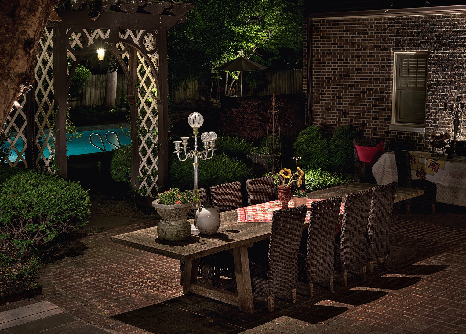 Outdoor Lighting Steel Bollard Outdoor dining area with lighting
