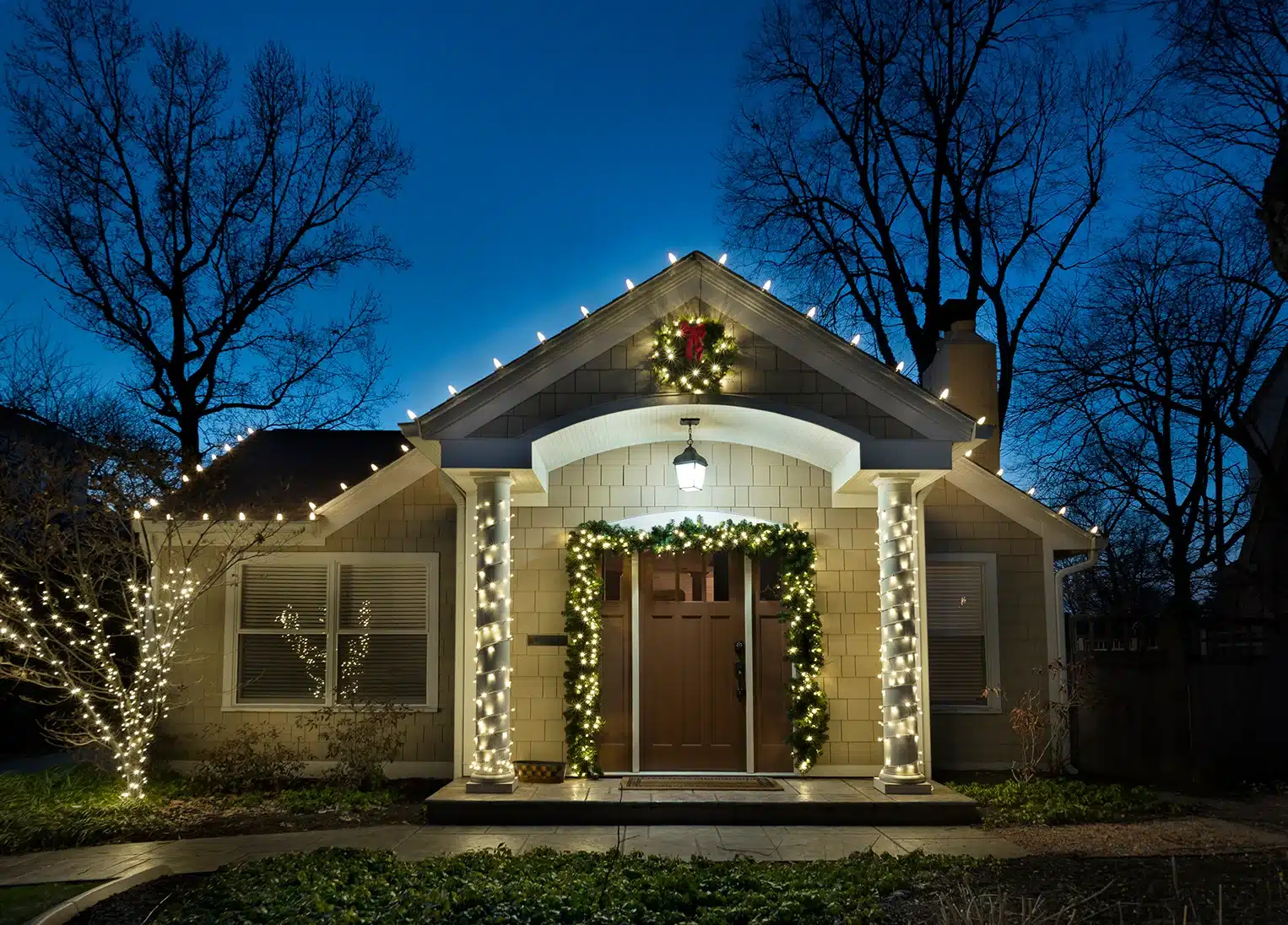 Indianapolis holiday lighting